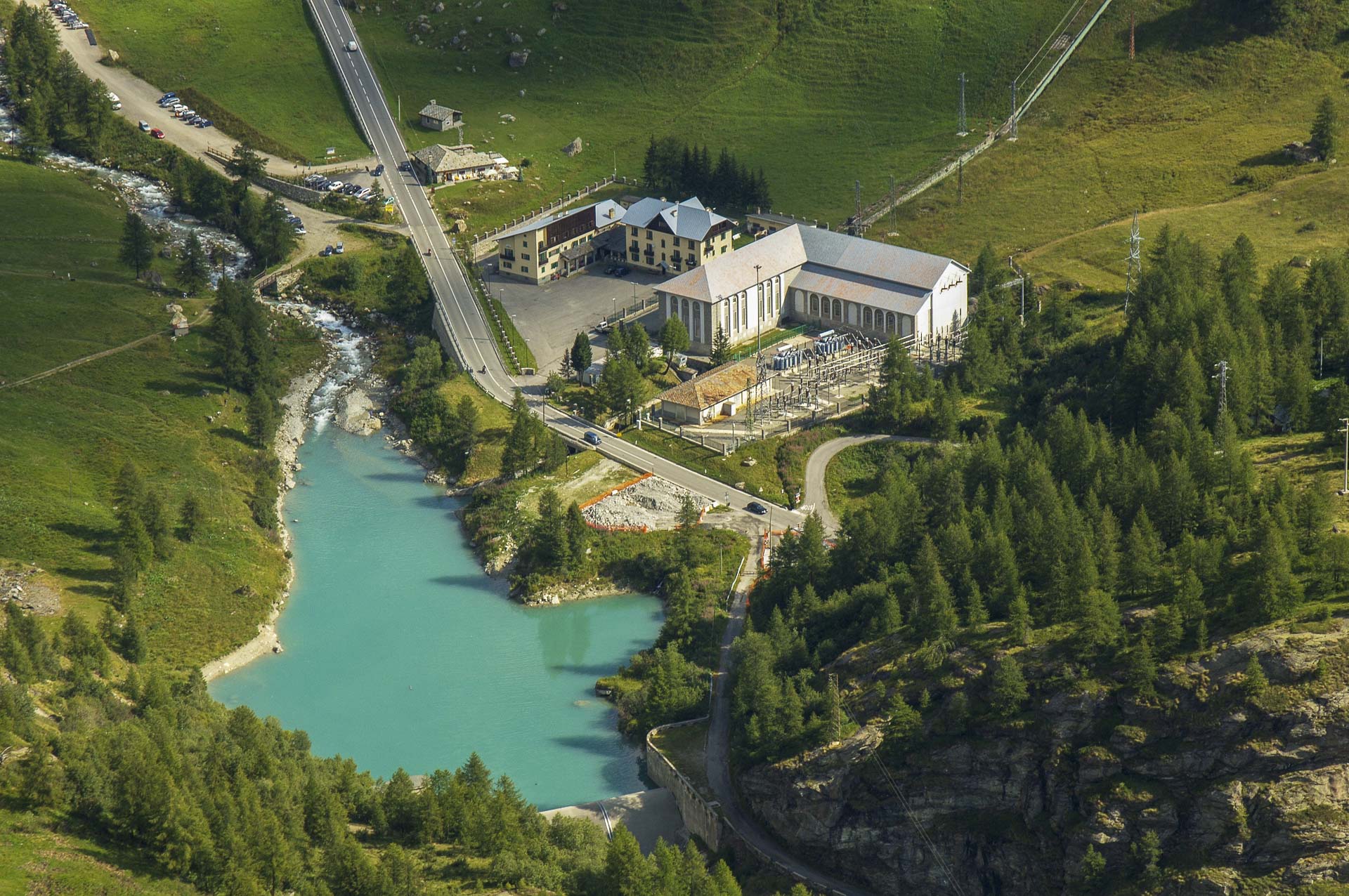 Impianto idroelettrico di perreres produzione energia rinnovabile con acqua